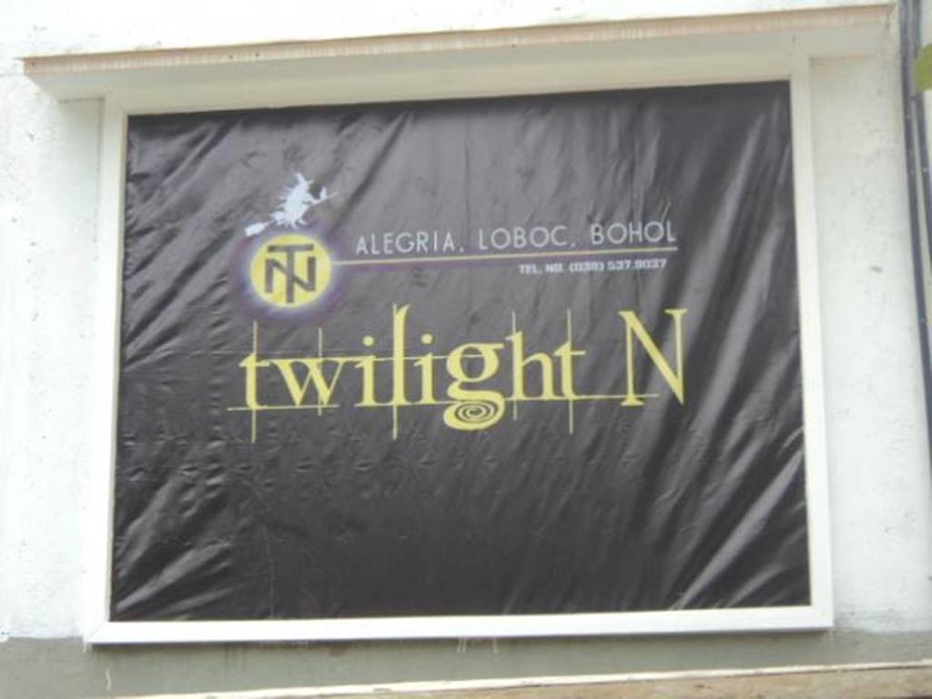 Twilight N Hotel Loboc Quarto foto